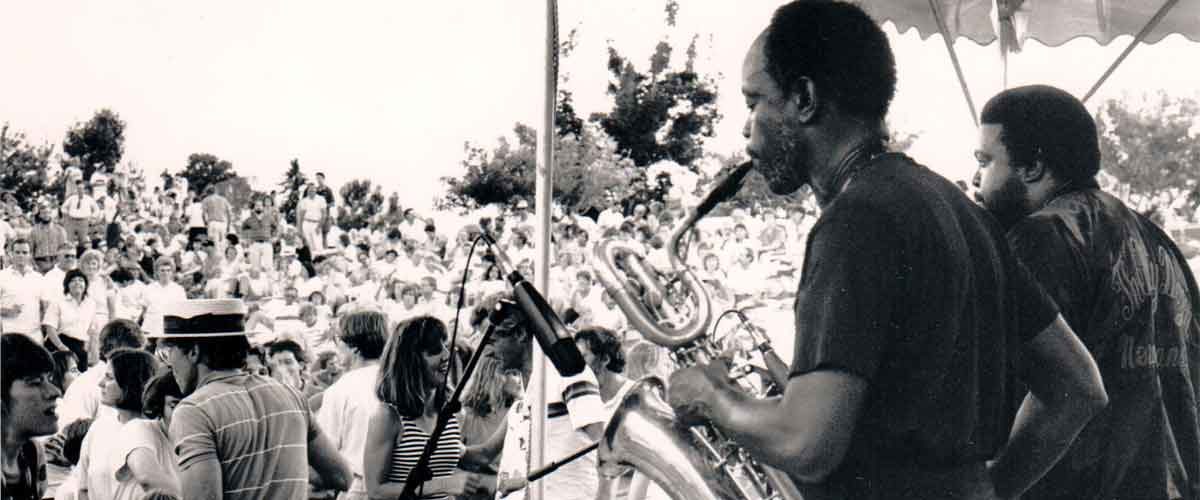 A 1980s Throwback The Denver Botanic Gardens Summer Concert Series