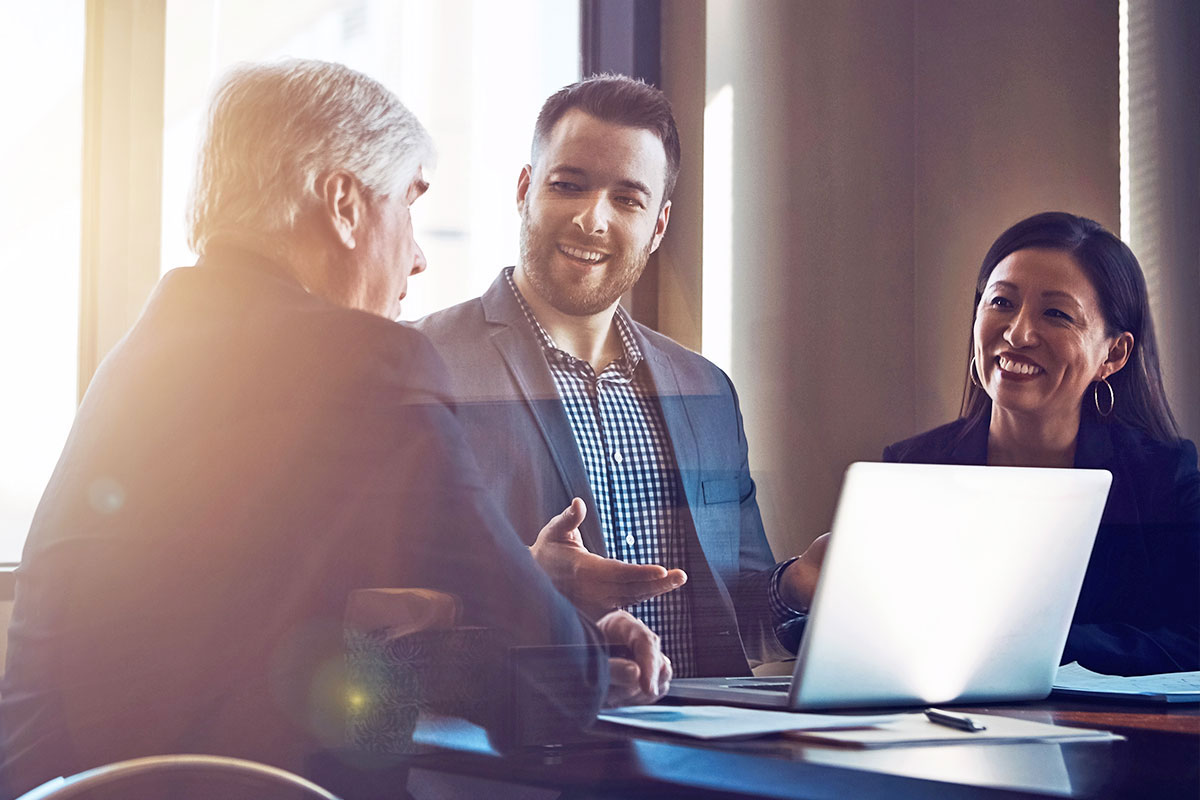 Interval and tender offer fund